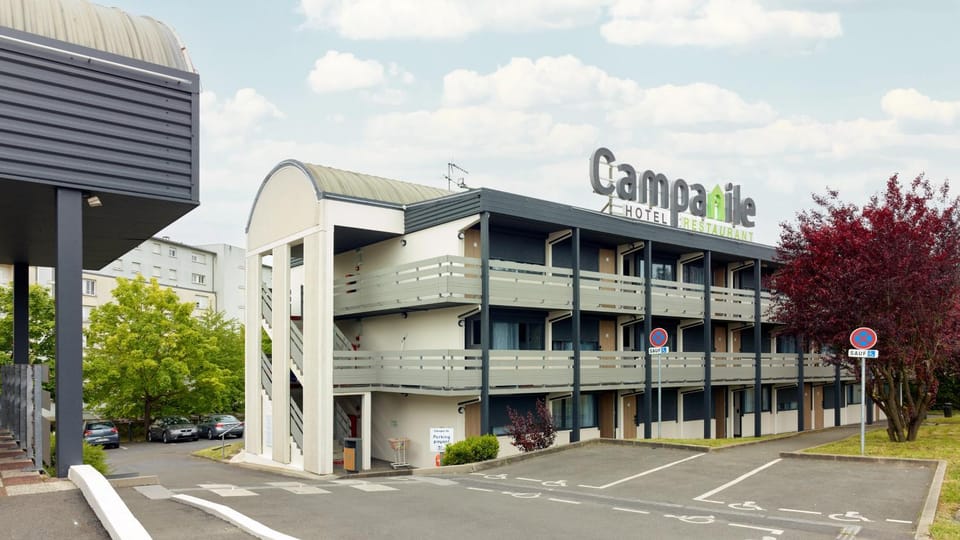 Property building, Parking