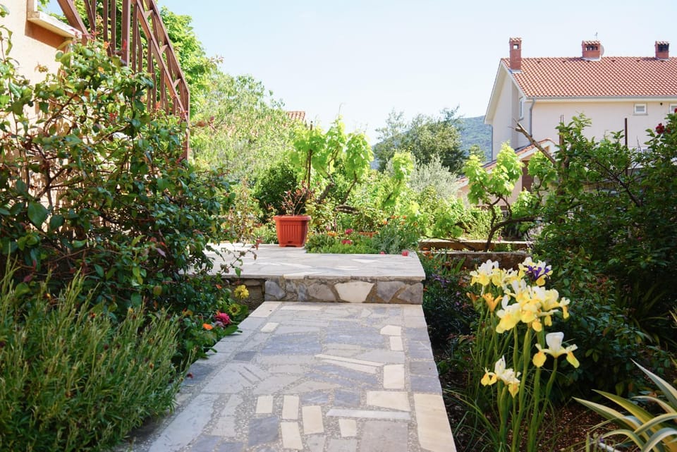 Apartments Sanja Apartment in Cres