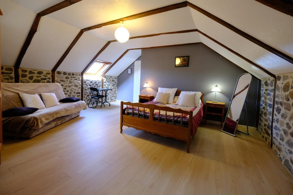 Ferme de Lamourio Bed and Breakfast in Auvergne-Rhône-Alpes