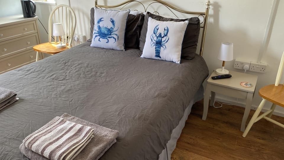 Bridport Garden Suite Bed and Breakfast in Bridport