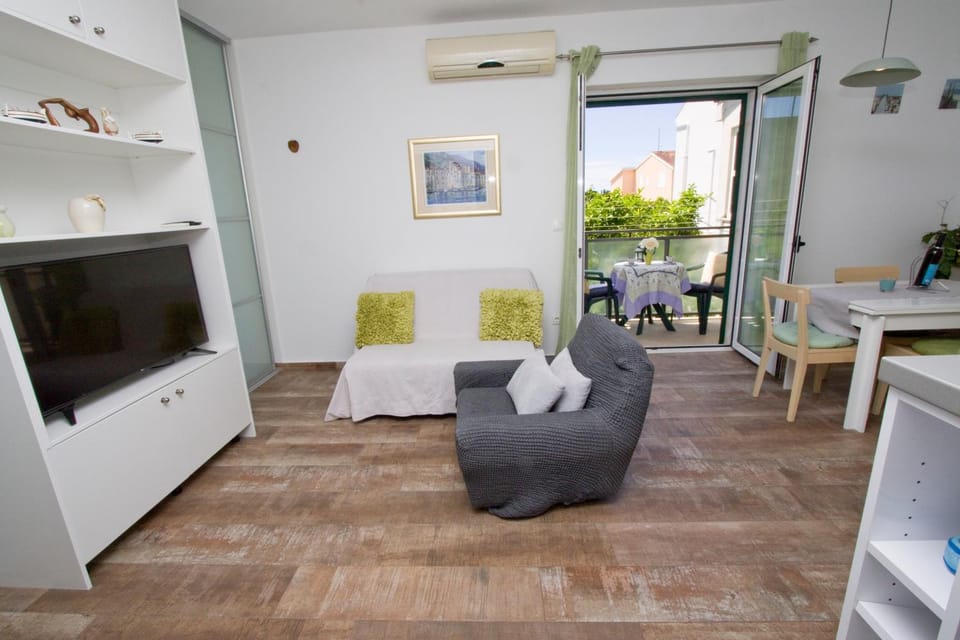 Apartment Argus 3 - Makarska Center Apartment in Makarska