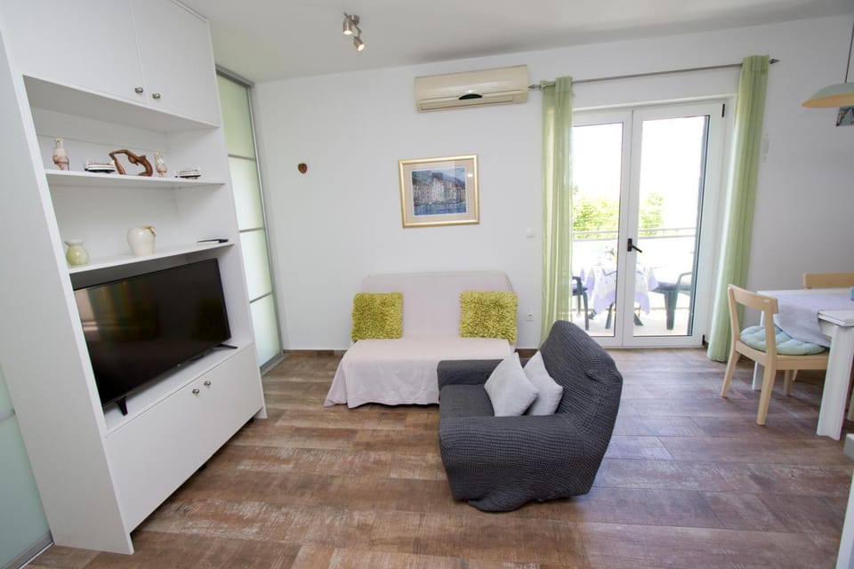 Apartment Argus 3 - Makarska Center Apartment in Makarska