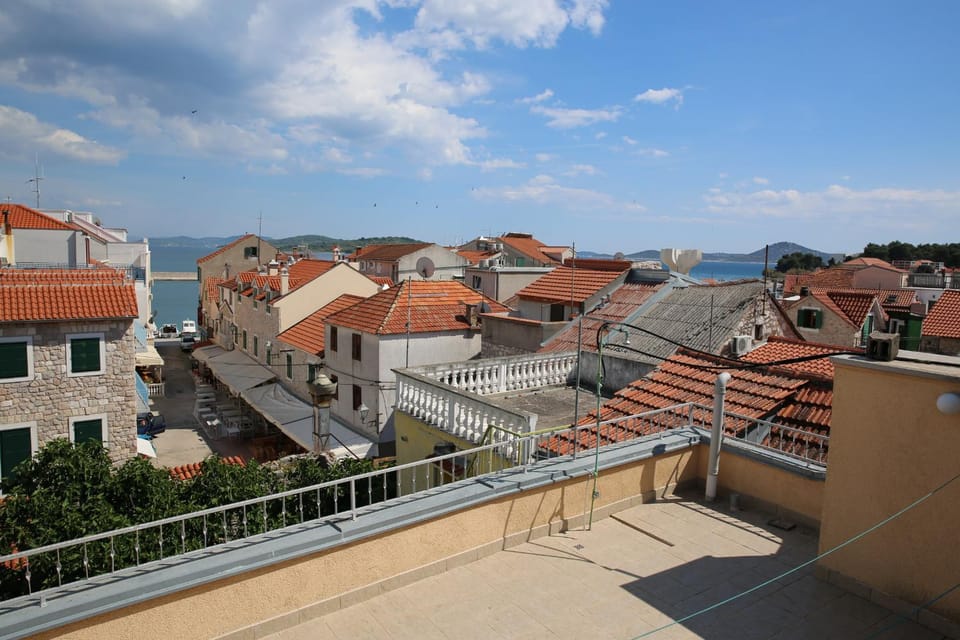 Apartments Stonehouse Vacation rental in Šibenik-Knin County, Croatia