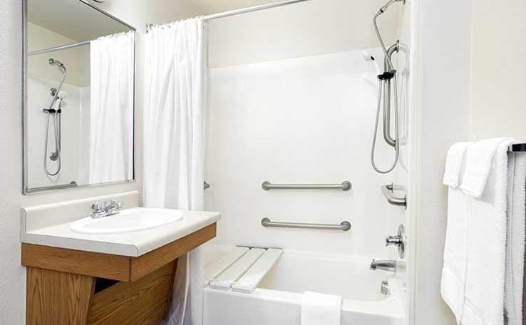 WoodSpring Suites Clarksville Ft. Campbell Hotel in Clarksville