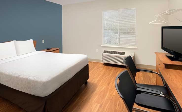 WoodSpring Suites Clarksville Ft. Campbell Hotel in Clarksville