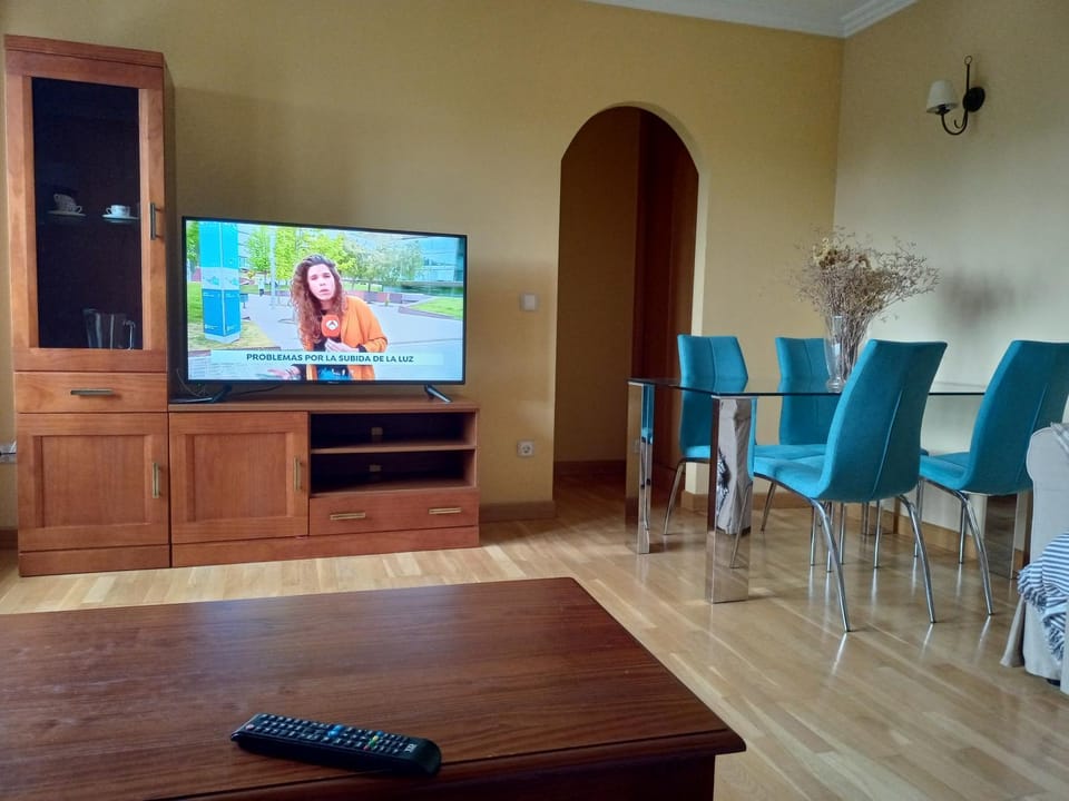 EDIFICIO CINE MON Apartment in Galicia