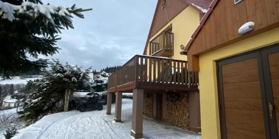 Chata Pod Lesem Chalet in Czechia