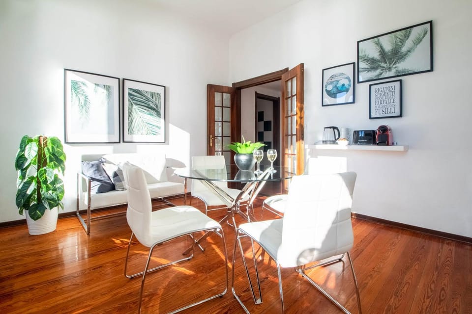 Coffee/tea facilities, Kitchen or kitchenette, toaster