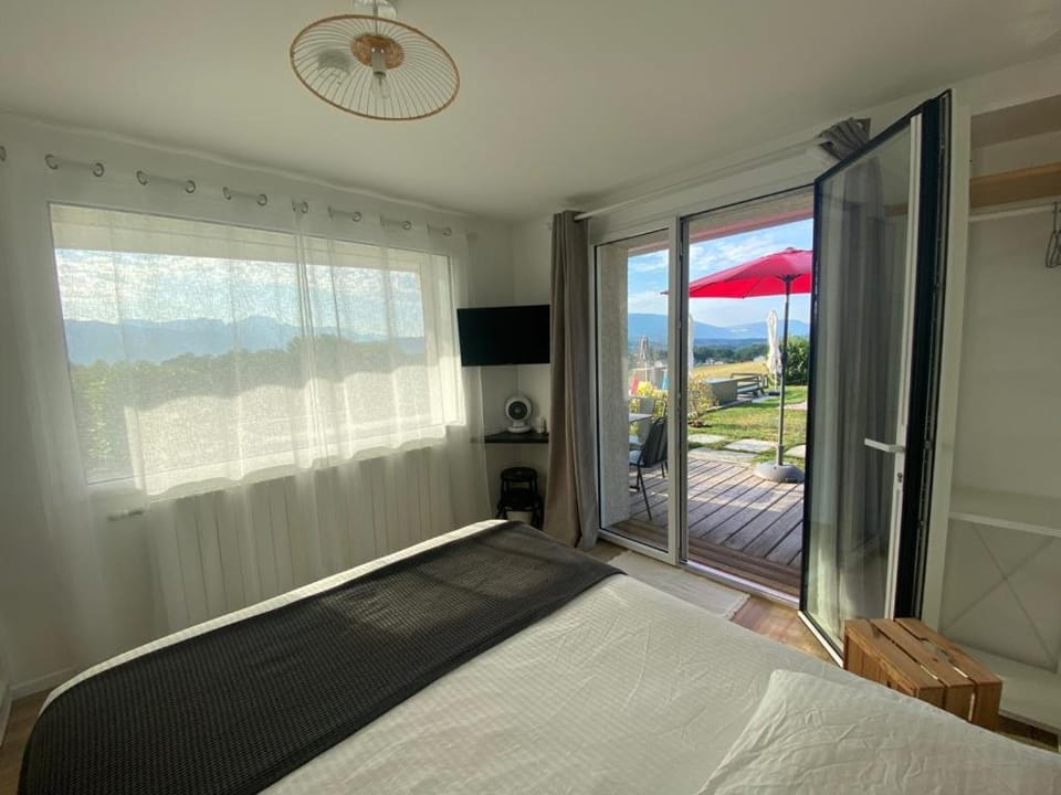 FalHappy House Bed and Breakfast in Haute-Savoie