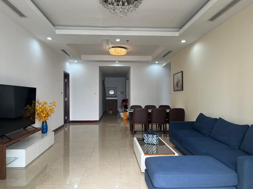 Vinhomes Royal City Apartment 3 Br Apartment in Hanoi