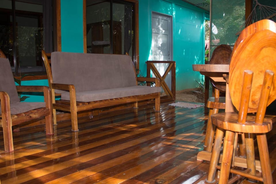 Patio, Garden, Living room, Seating area, furniture