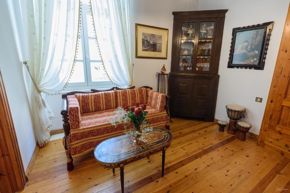 Hydra's Pearl - Gold Pearl, Luxury Mansion, No Steps, 120m from the port Apartment in Islands