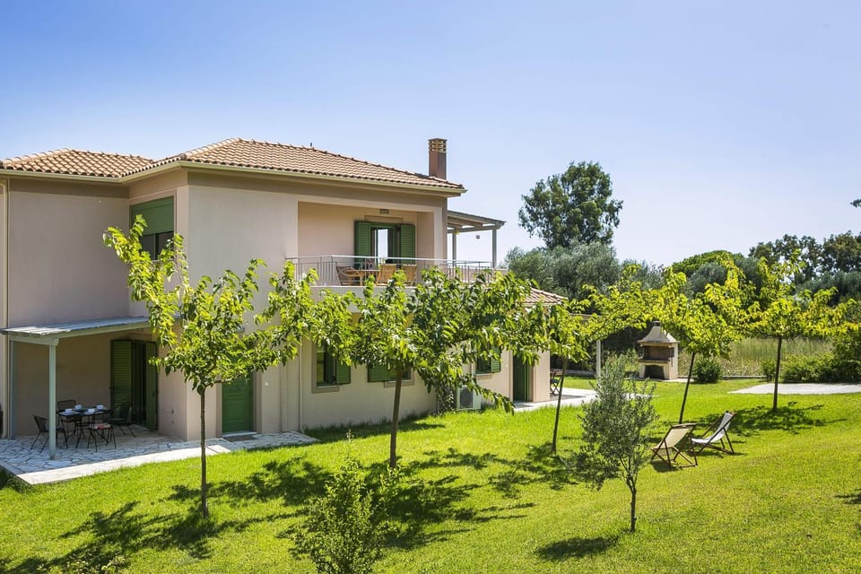 Property building, Garden