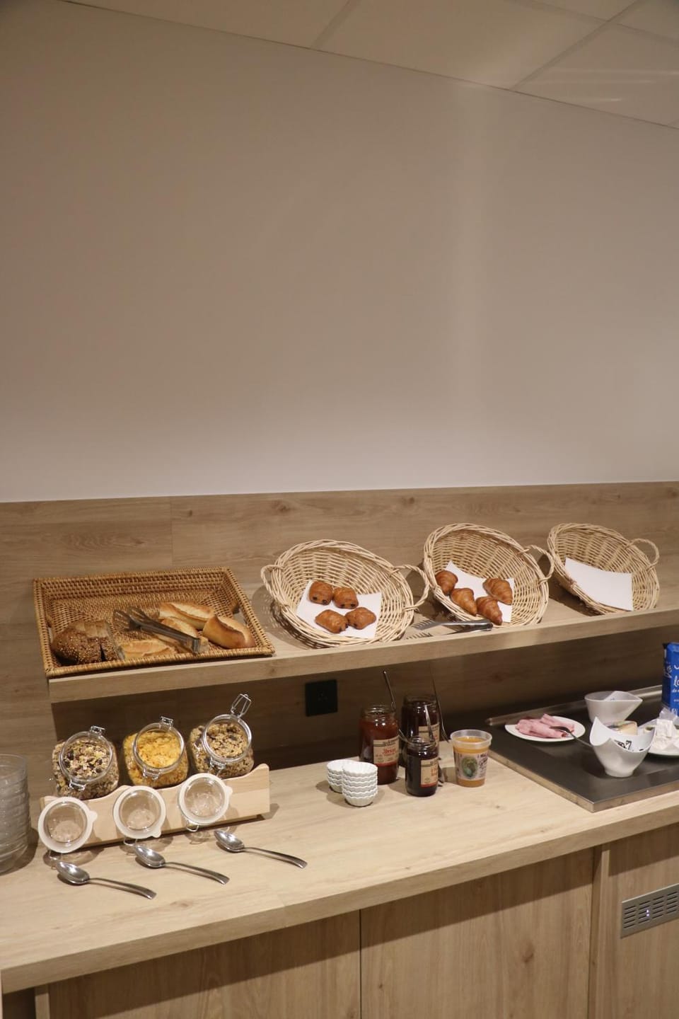 Breakfast, Buffet breakfast, Buffet breakfast