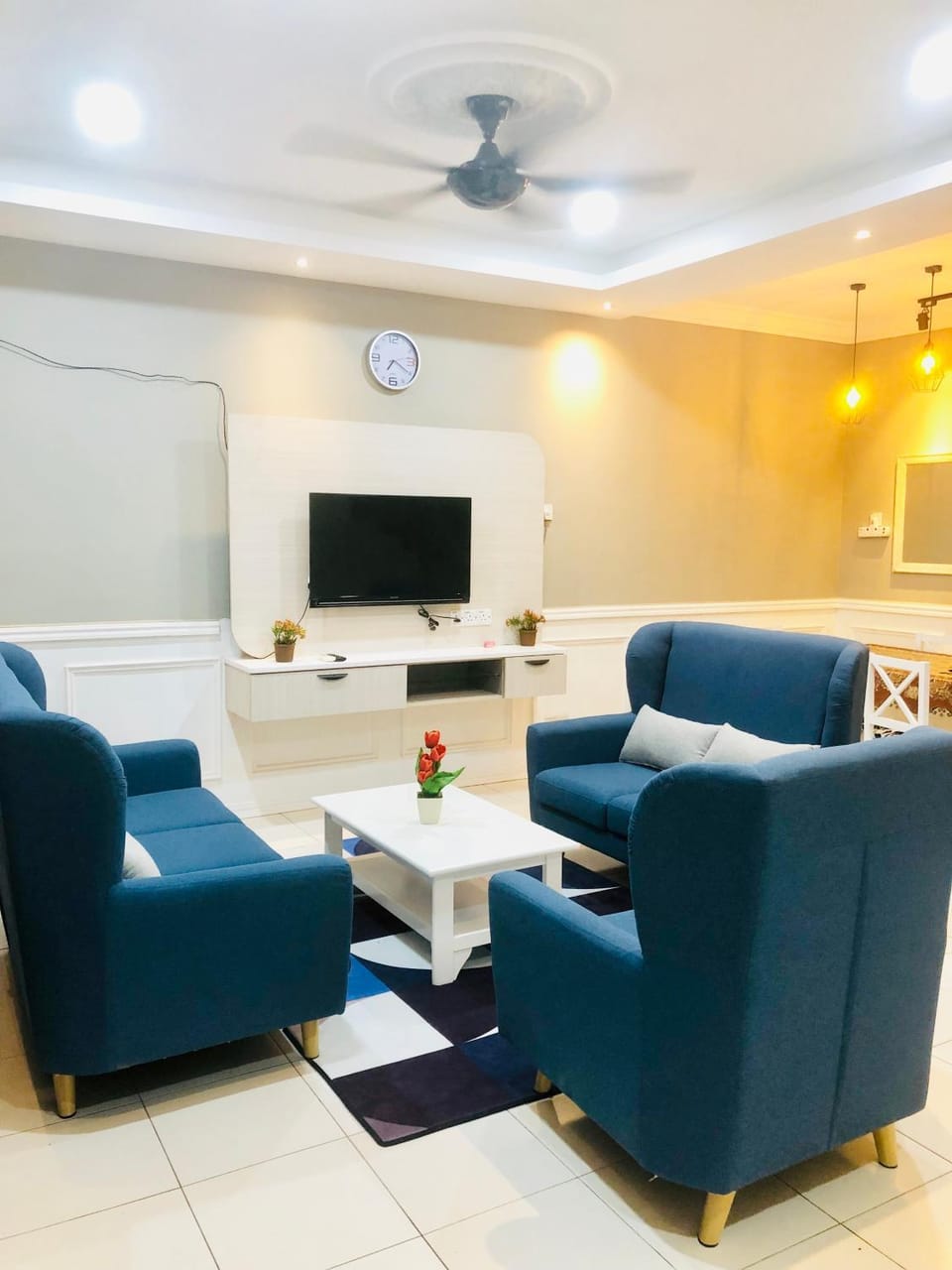 Living room, Seating area