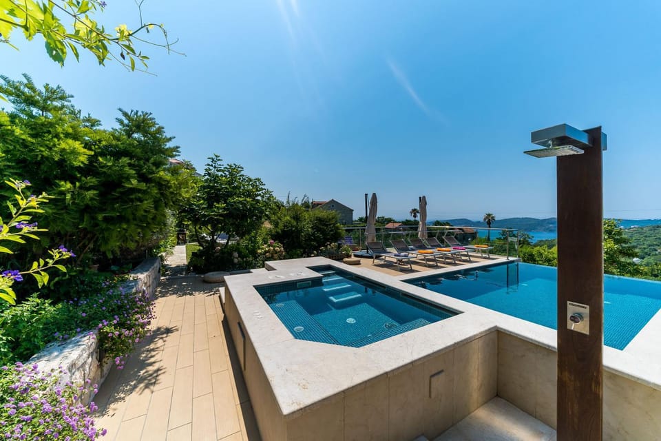 Sea view, Swimming pool, Swimming pool
