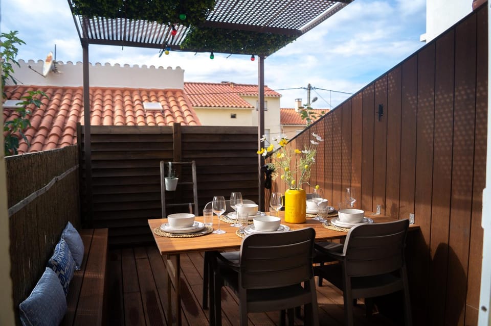 Balcony/Terrace, Dining area