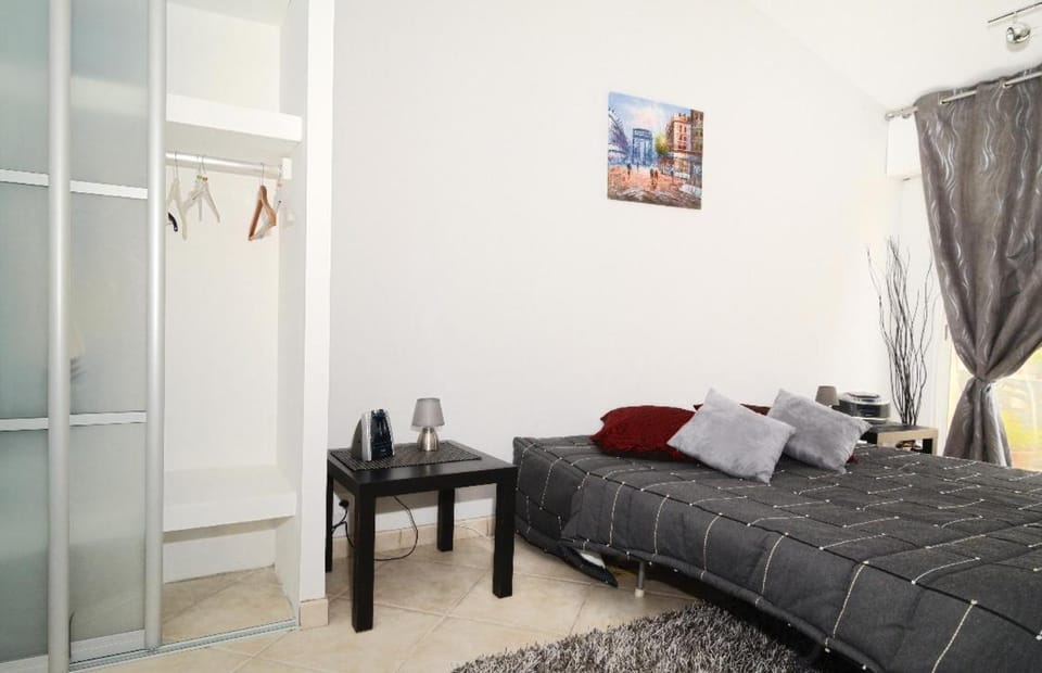Domaine du Castel Bed and Breakfast in Aix-en-Provence