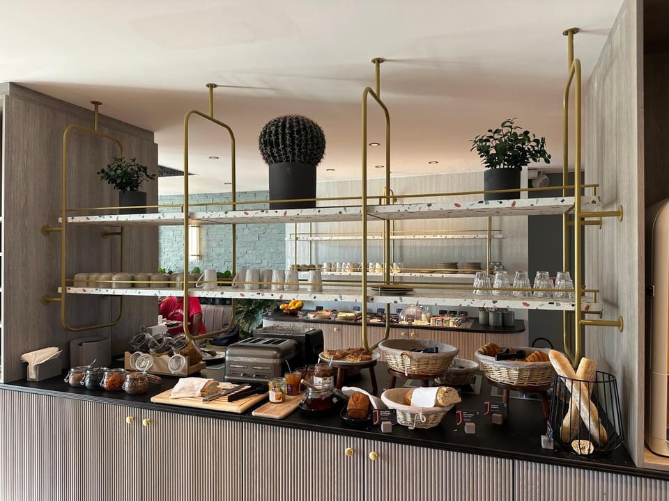 Buffet breakfast