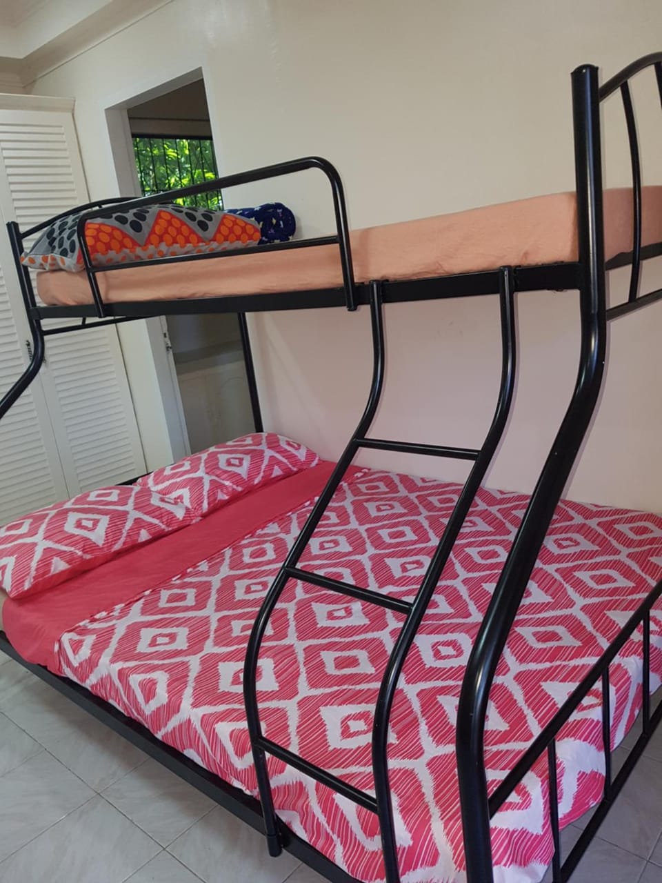 OMG Guesthouse room for 7 Bed and Breakfast in Island Garden City of Samal