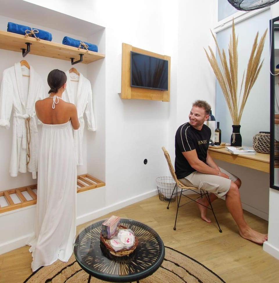 TV and multimedia, towels