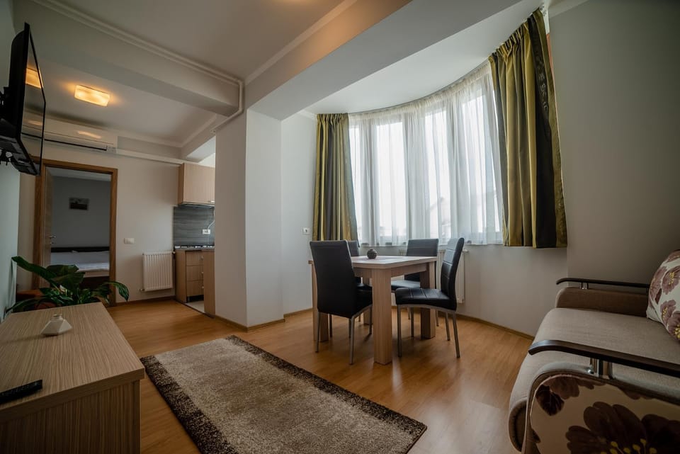 Living room, Photo of the whole room