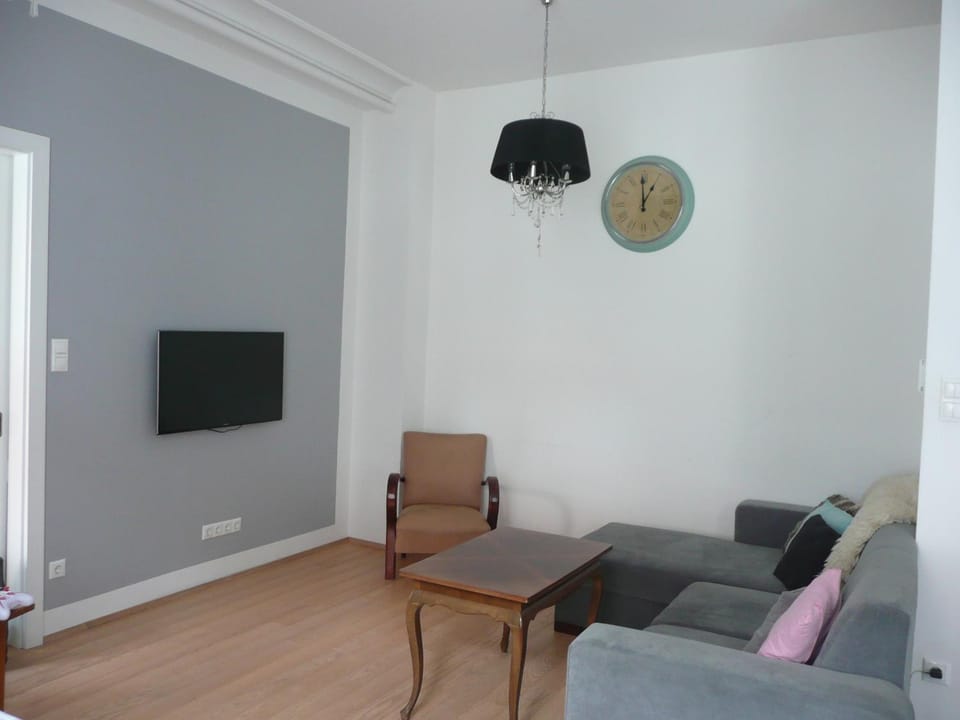 Modern city center location: party, sightsee, rest Apartment in Budapest