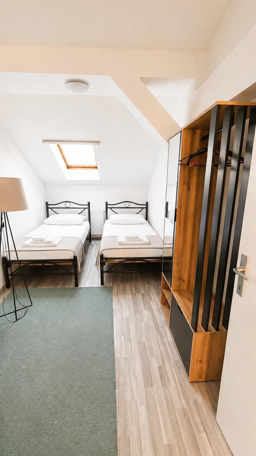 Bed, Bedroom, wardrobe