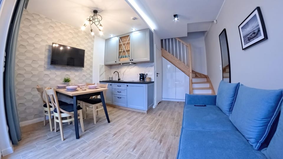Kitchen or kitchenette, Living room, Dining area