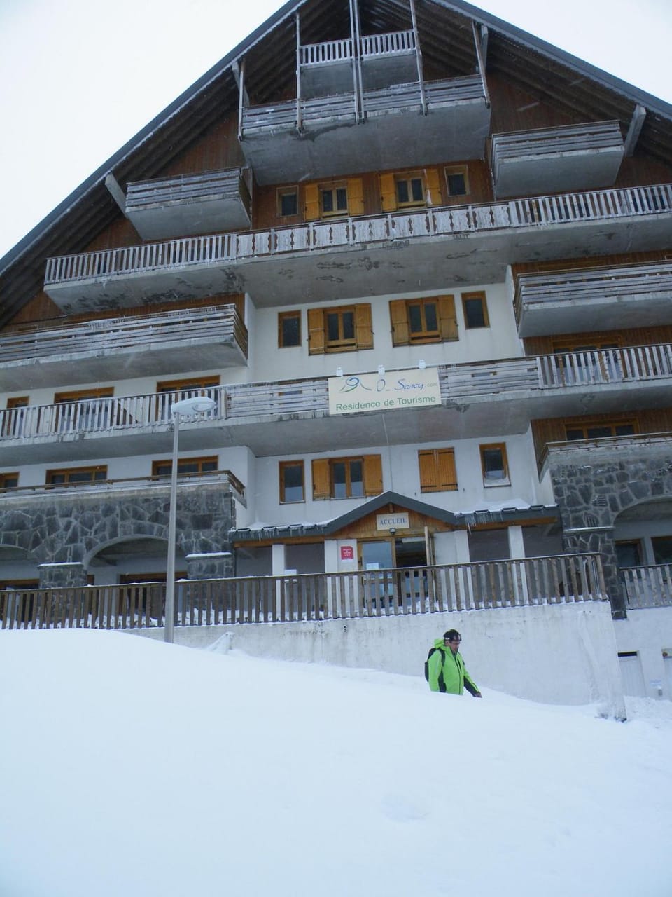 Appartement 4 personnes avec piscine, wifi, garage Apartment in Besse-et-Saint-Anastaise