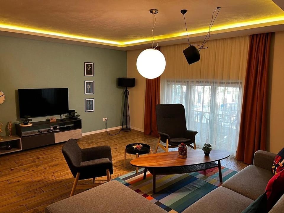TV and multimedia, Living room, Seating area