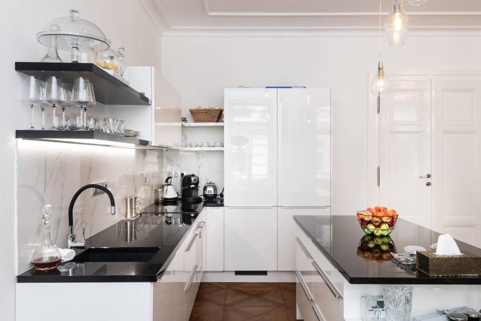 Coffee/tea facilities, Kitchen or kitchenette, dishwasher, minibar, pet friendly, stove