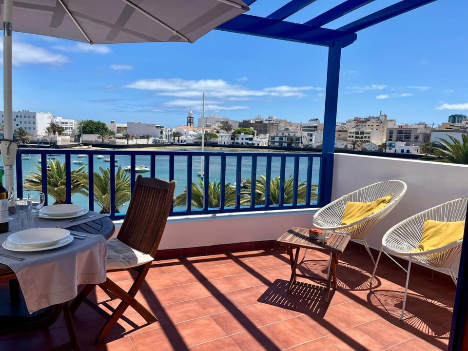Solarium, Balcony/Terrace, Seating area, Dining area, Sea view