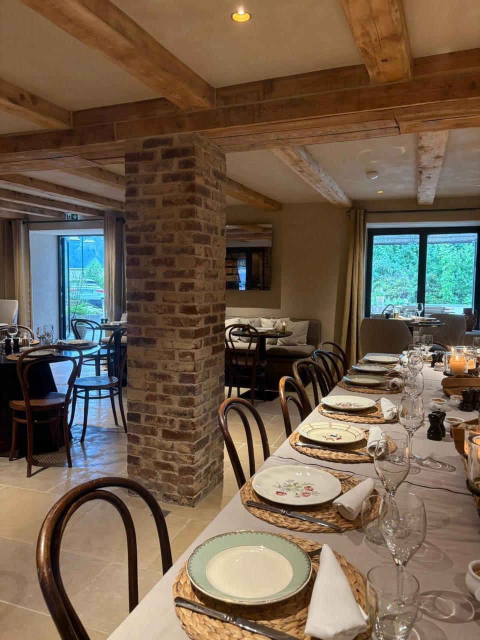 Restaurant/places to eat