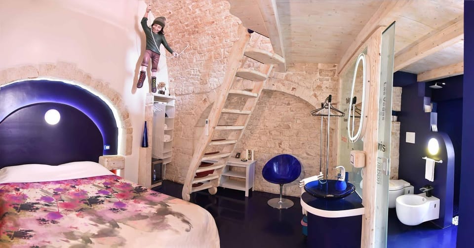 Bathroom, Bedroom