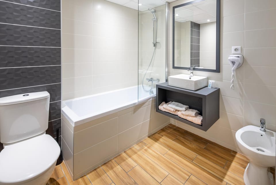 Toilet, Bathroom