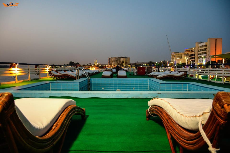 Balcony/Terrace, Swimming pool, Swimming pool