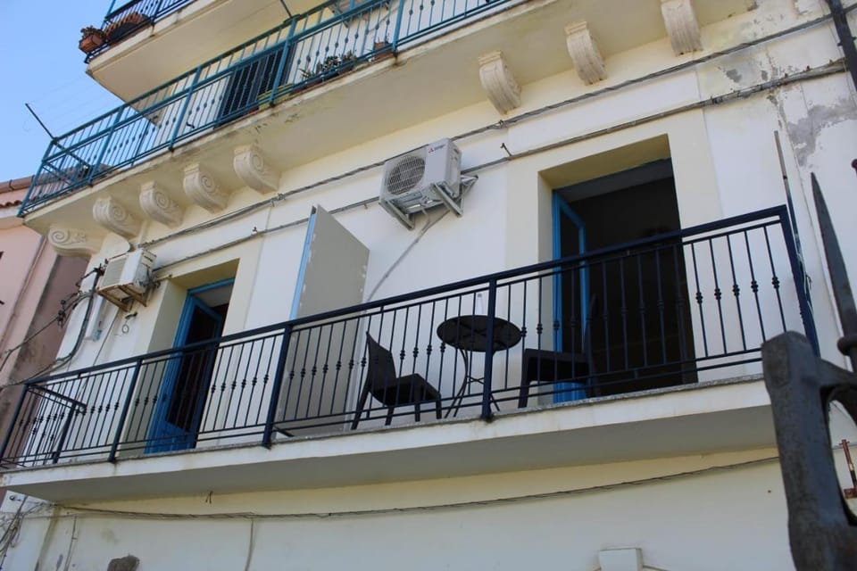seaside room Bed and Breakfast in Scilla