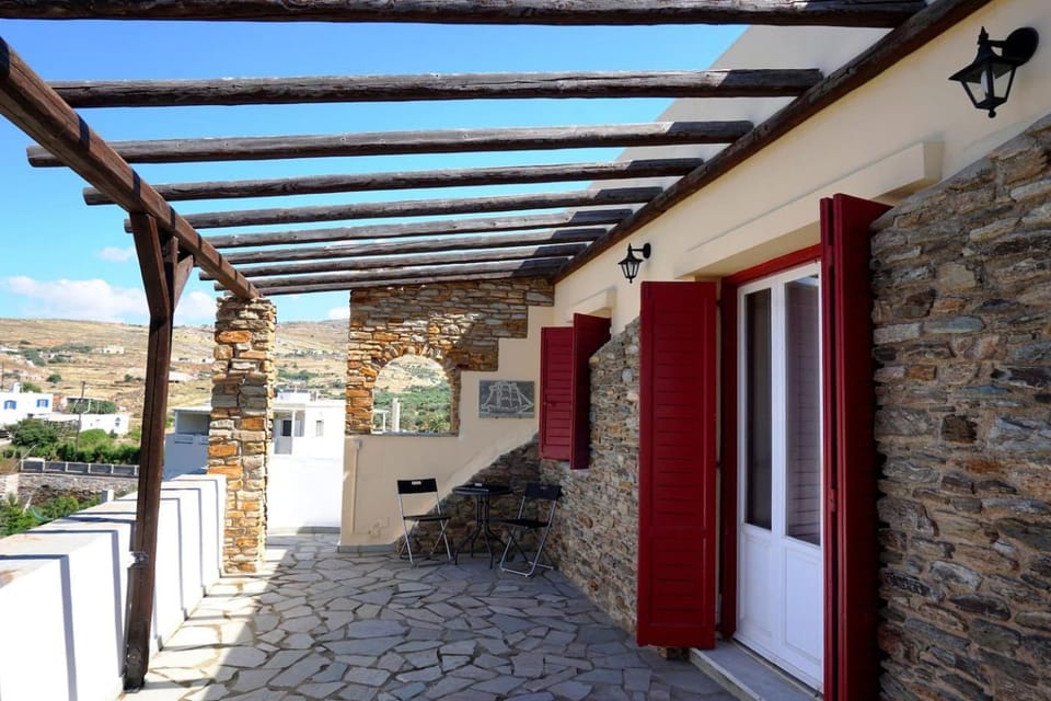 Patio, Facade/entrance, Balcony/Terrace