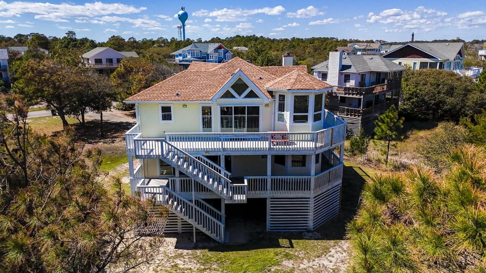 1300 - Shore Pleasure House in Corolla