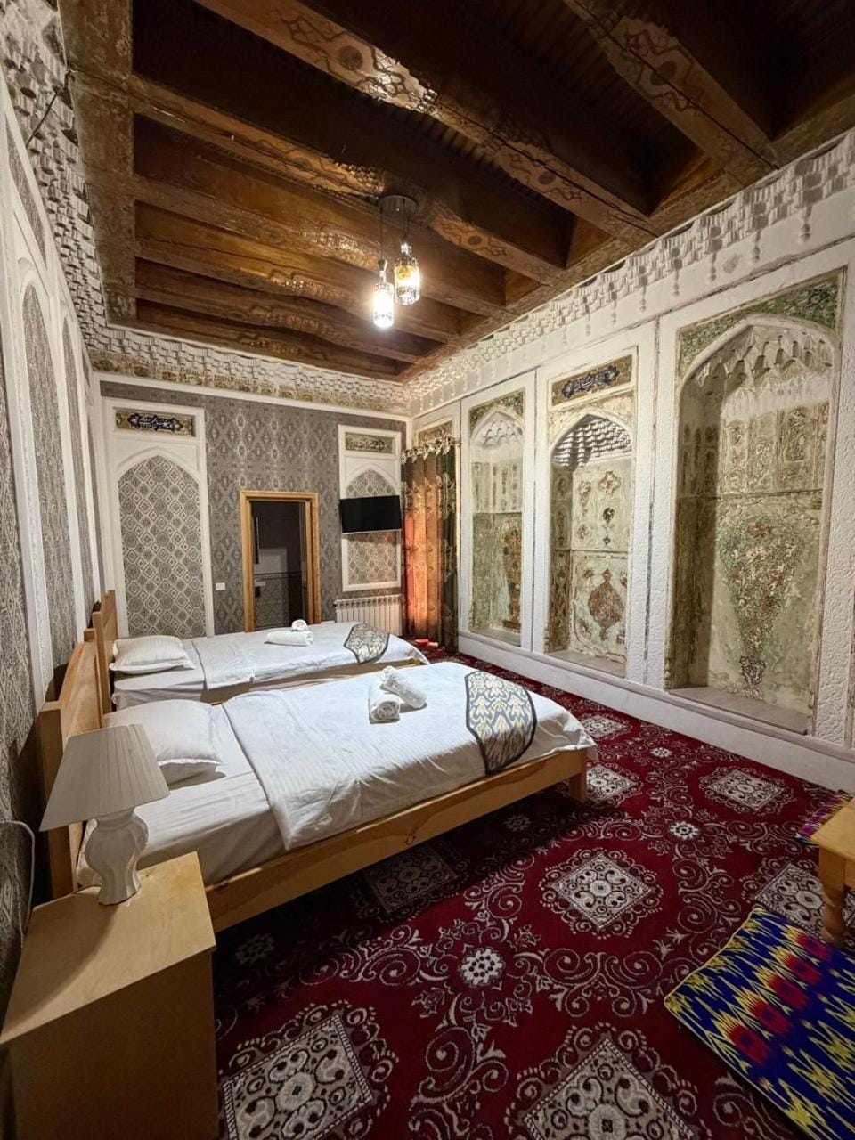 Property building, Photo of the whole room