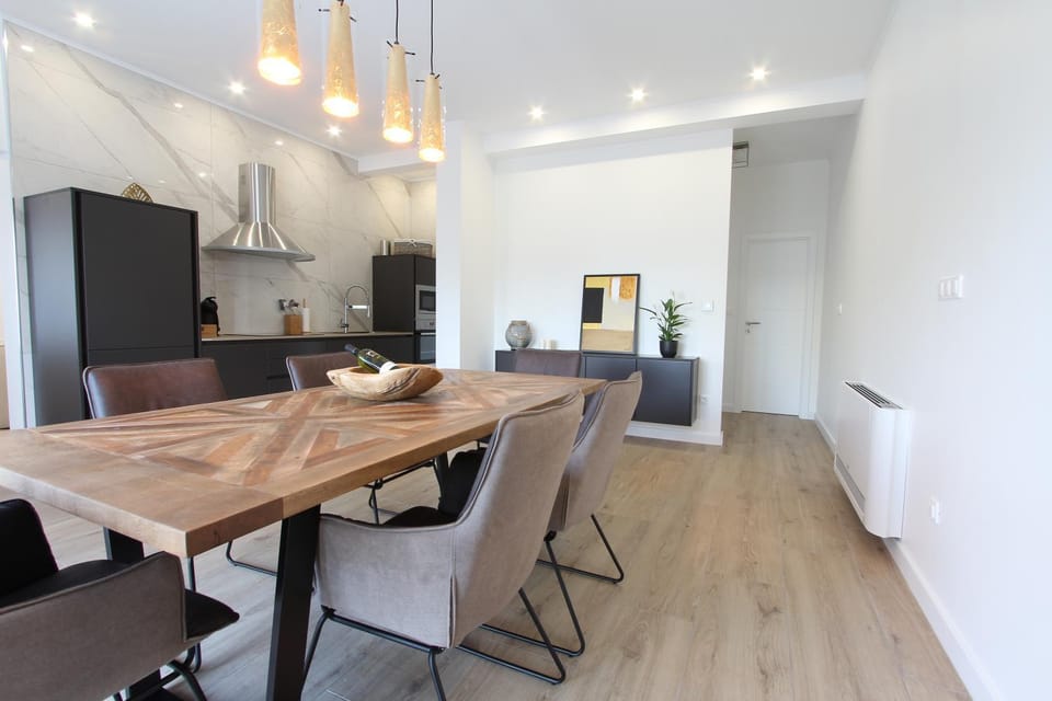 SEA VIEW LOGGIA by Beach House Jolindoor Apartment in Split-Dalmatia County