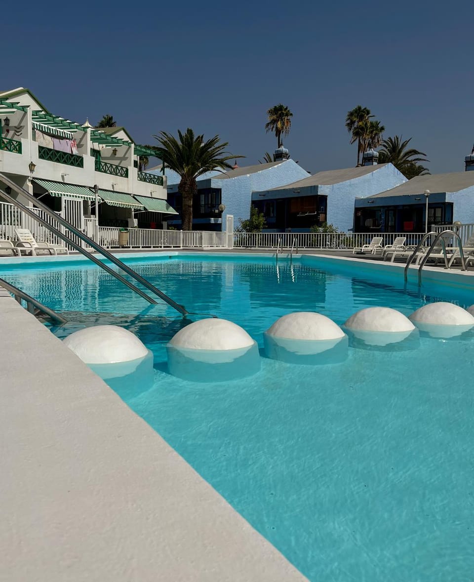 Beautiful Apartment Aguycan Beach 120 Playa del Aguila Maspalomas Gran Canaria Apartment in Maspalomas