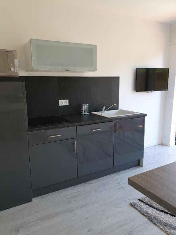 Appartement 3 pièces 4-6 personnes, clim, terrasse et piscine Apartment in Agde