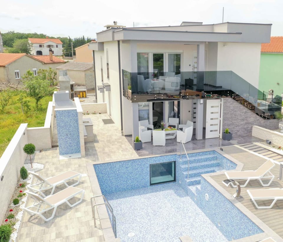 Pool view