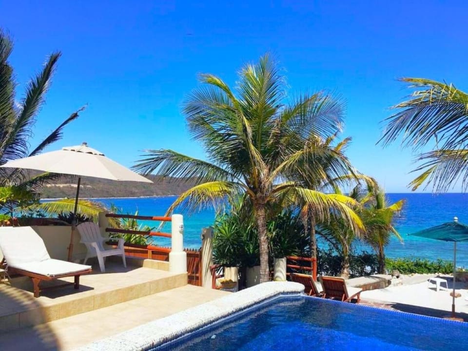 Pool view, Sea view, Swimming pool
