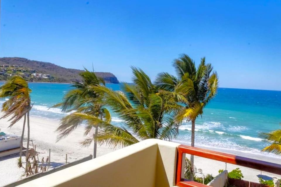 Mountain view, Sea view