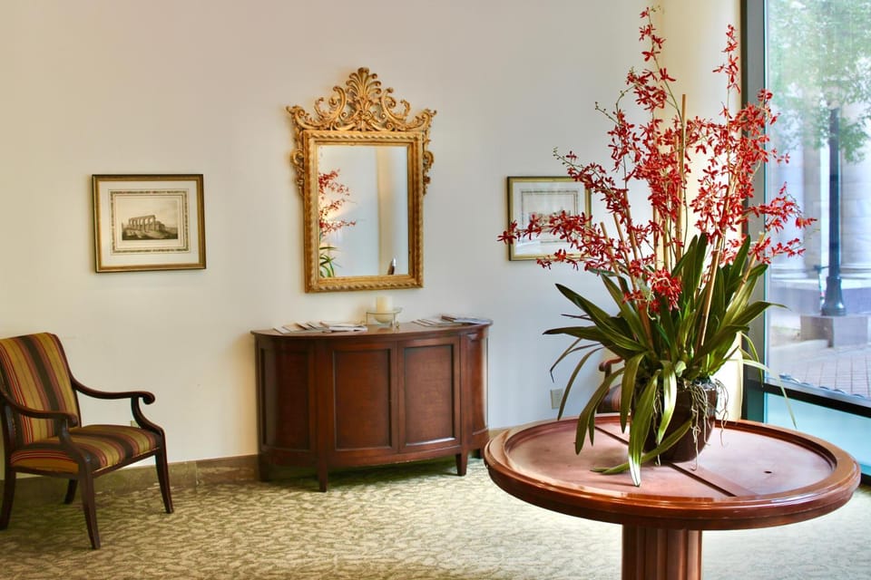Peachtree Towers Condo Apartment in Atlanta