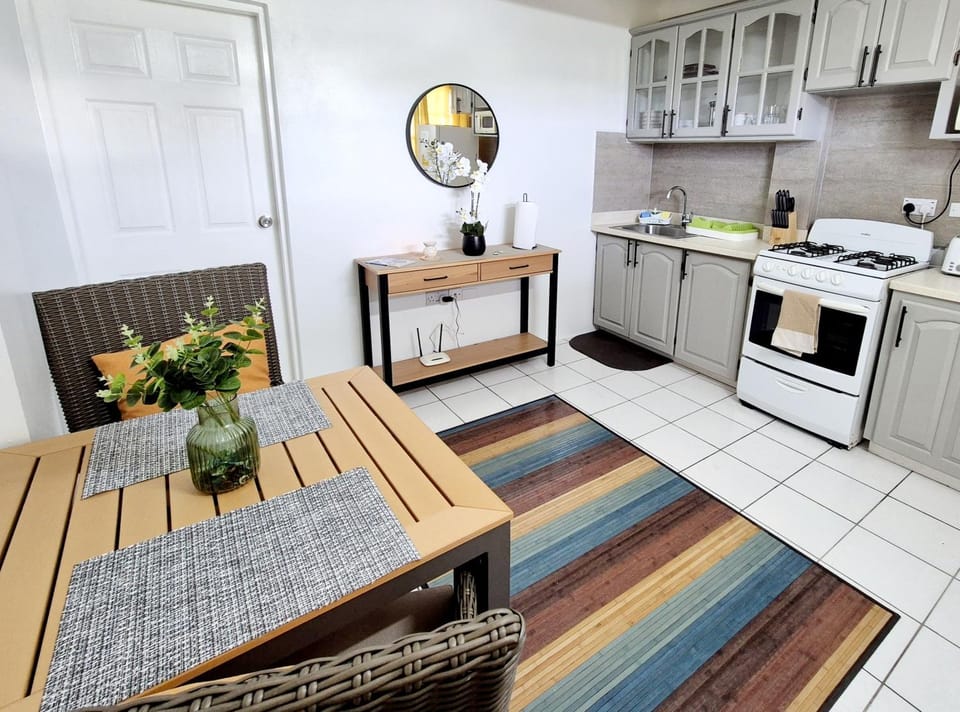 Silver View Apartments Bed and Breakfast in Saint George