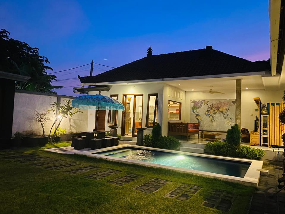 Villa Pintu Biru Villa in North Kuta